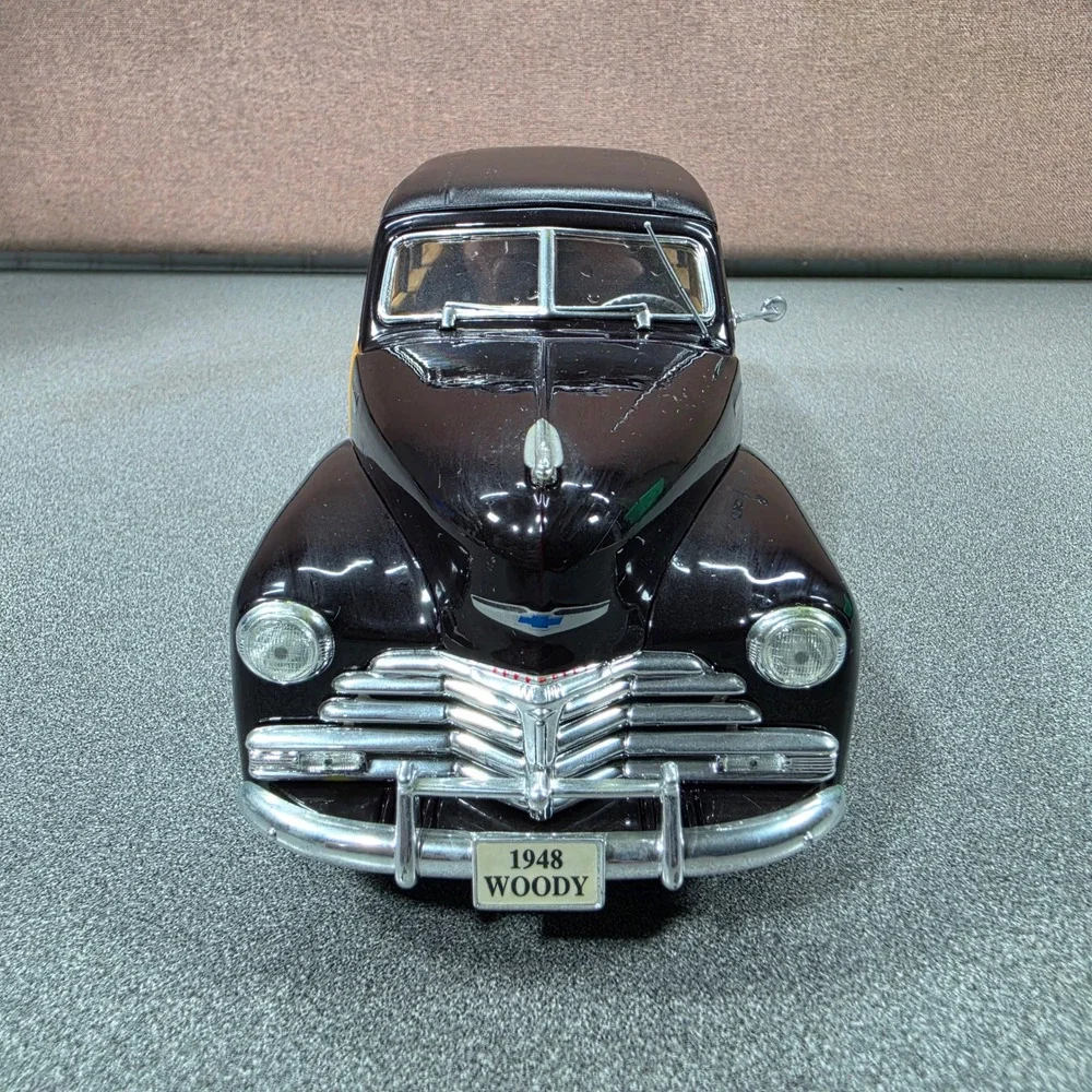 Chevrolet 1948 Woody Wagon Model Unisex OS Black Excellent Fleetmaster Diecast